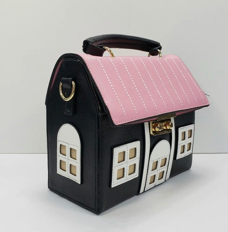 She Fancy Purse..... it’s a house purse