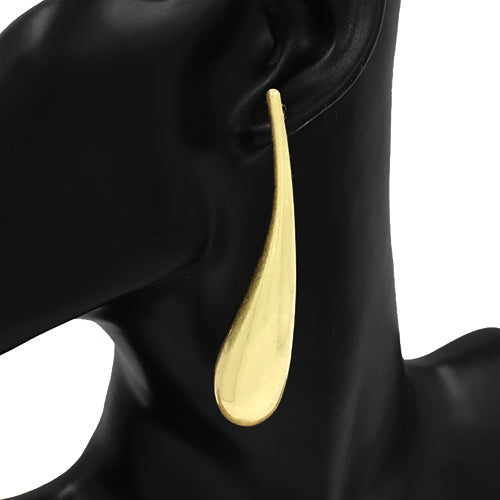 Sculpted Teardrop Earrings (Gold)